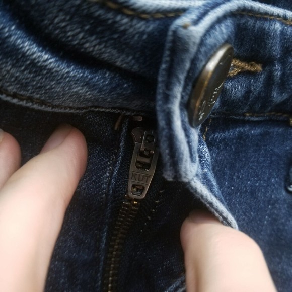 Kut From The Kloth Women's 2 Catherine Blue Boyfriend Jeans 28.75" 29" 8.25" - Picture 5 of 11